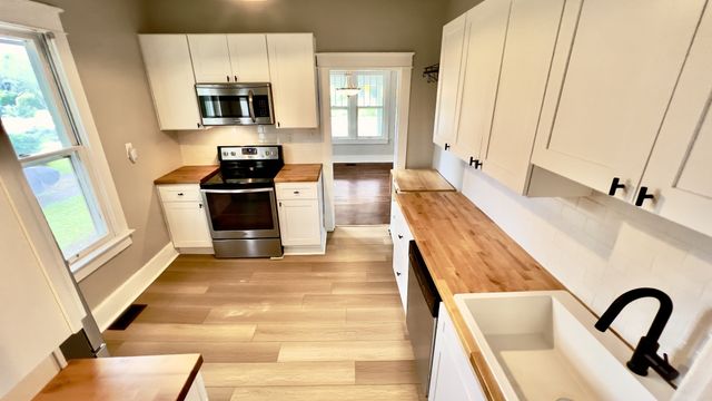 1542 Douglas Ave, Nashville, TN 37206