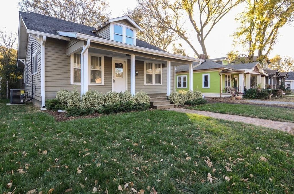 1542 Douglas Ave, Nashville, TN 37206