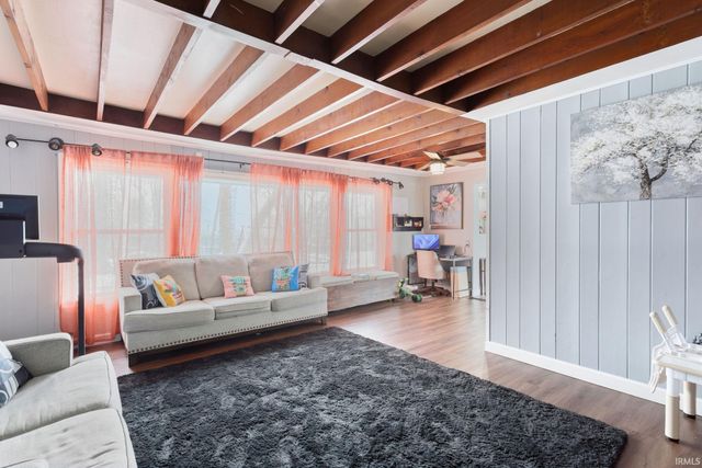 430 S 35th Street, South Bend, IN 46615