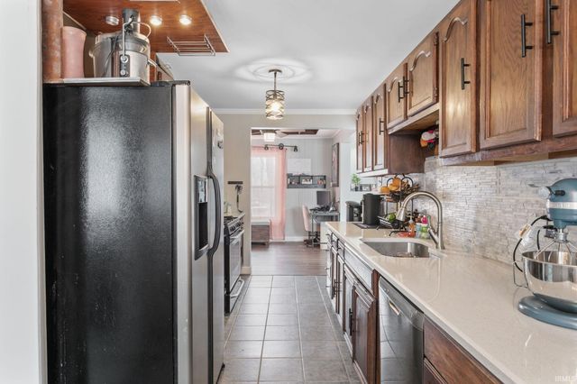 430 S 35th Street, South Bend, IN 46615