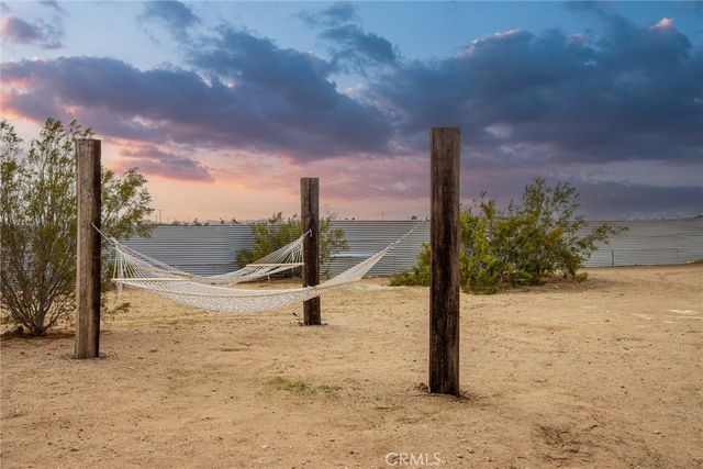 877 Phillips Road, Landers, CA 92285