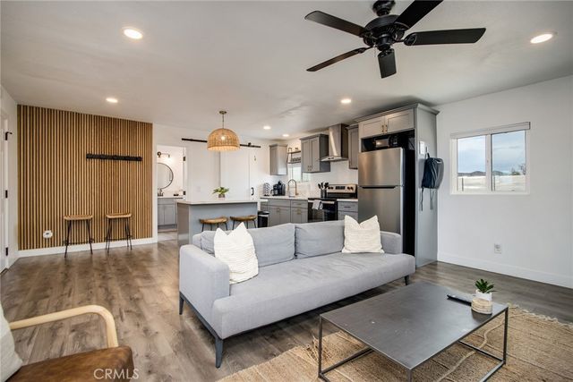 877 Phillips Road, Landers, CA 92285