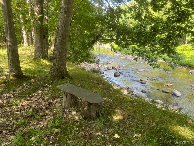 1790 Davis Road, Aurora, NY 14170