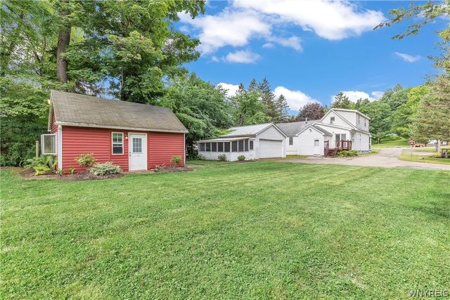 1790 Davis Road, Aurora, NY 14170