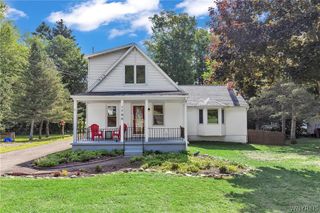 1790 Davis Road, Aurora, NY 14170