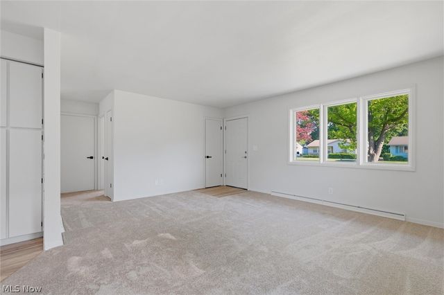 2105 Stewart Drive NW, Warren, OH 44485