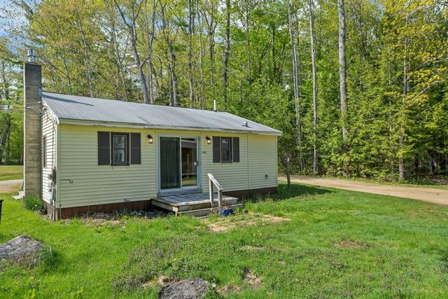 24 Gillis Lane, Barnstead, NH 03225