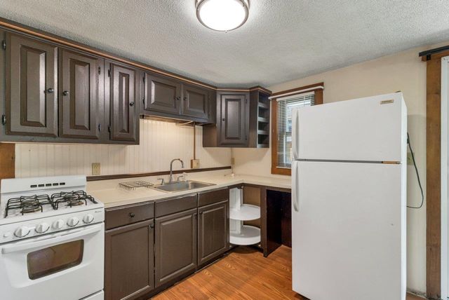 24 Gillis Lane, Barnstead, NH 03225