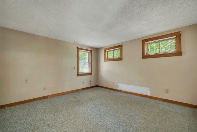 24 Gillis Lane, Barnstead, NH 03225