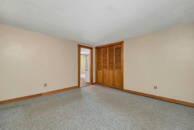 24 Gillis Lane, Barnstead, NH 03225