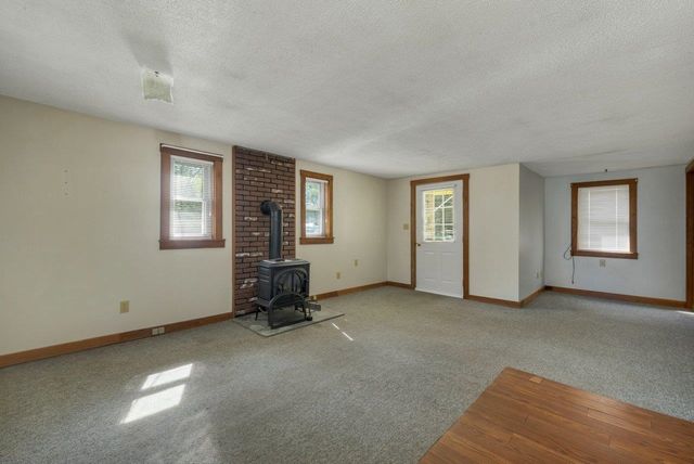 24 Gillis Lane, Barnstead, NH 03225