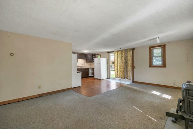 24 Gillis Lane, Barnstead, NH 03225