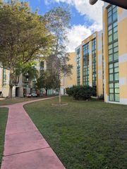 11750 SW 18th St 306-1, Miami, FL 33175