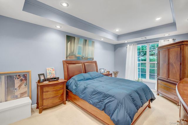 99 Constantine Way, Mount Sinai, NY 11766