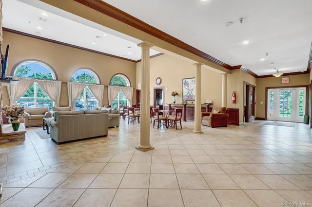 99 Constantine Way, Mount Sinai, NY 11766