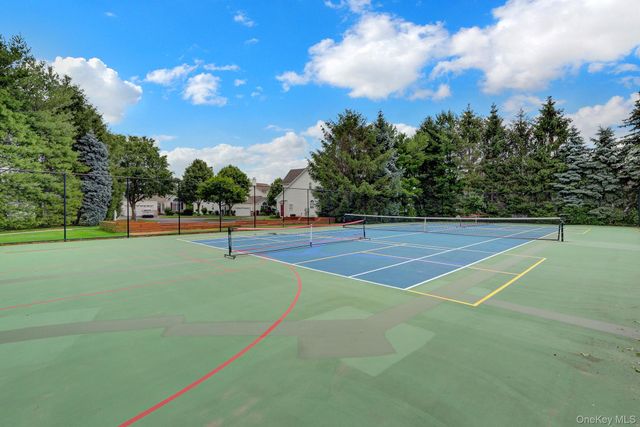 99 Constantine Way, Mount Sinai, NY 11766