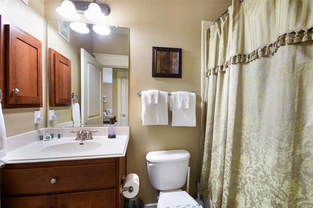 17808 Maritime Point DR 101, Jonestown, TX 78645