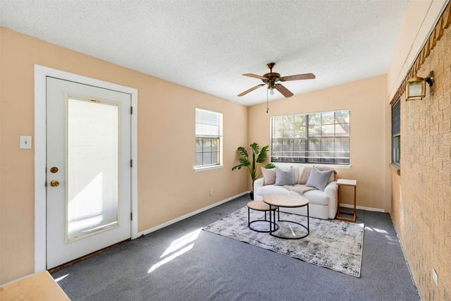 6616 Summertime Lane, Watauga, TX 76148