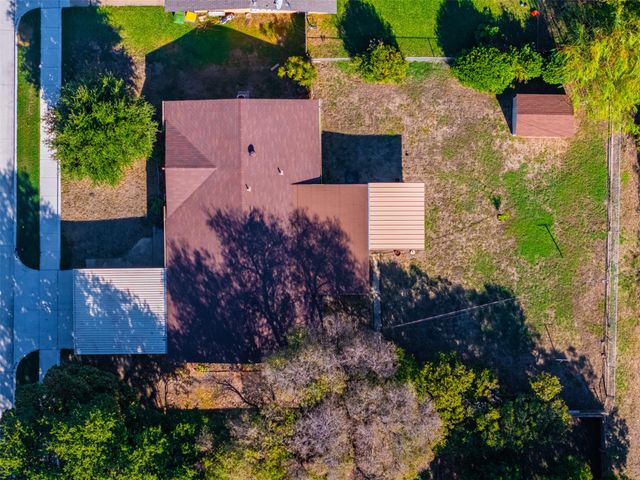 6616 Summertime Lane, Watauga, TX 76148