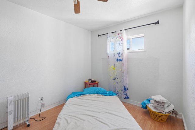 905 Coal Avenue SW, Albuquerque, NM 87102