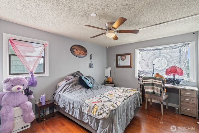 226 Karr Avenue, Hoquiam, WA 98550