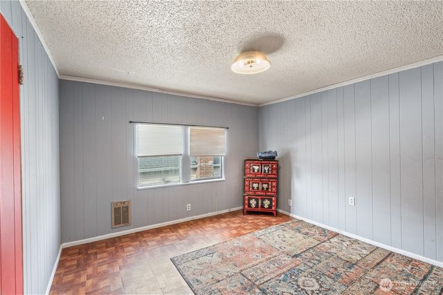 226 Karr Avenue, Hoquiam, WA 98550