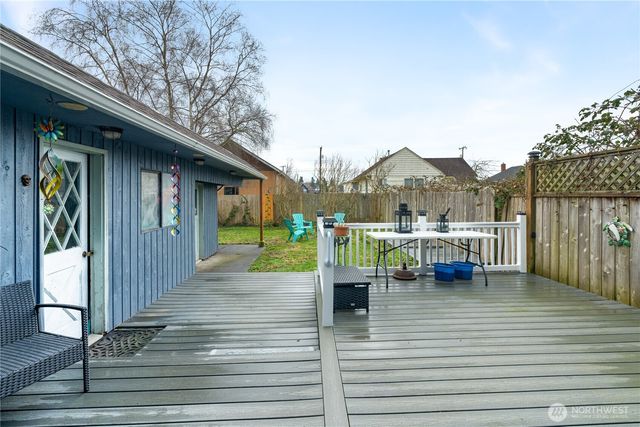 226 Karr Avenue, Hoquiam, WA 98550