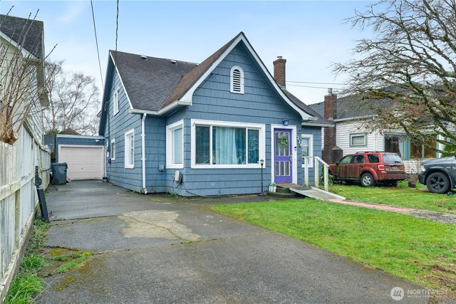 226 Karr Avenue, Hoquiam, WA 98550