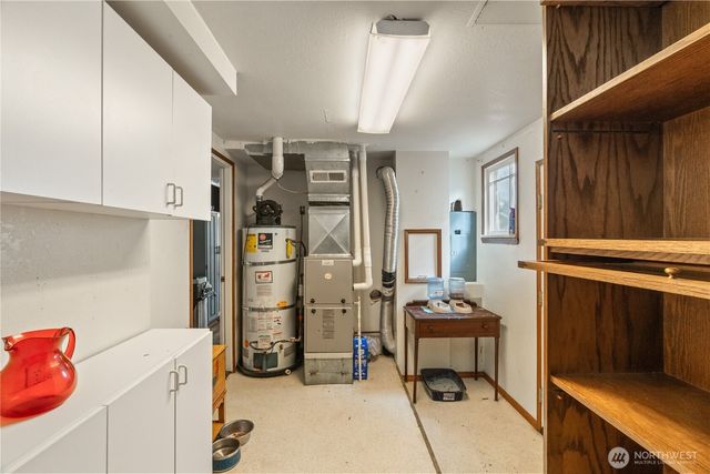 226 Karr Avenue, Hoquiam, WA 98550