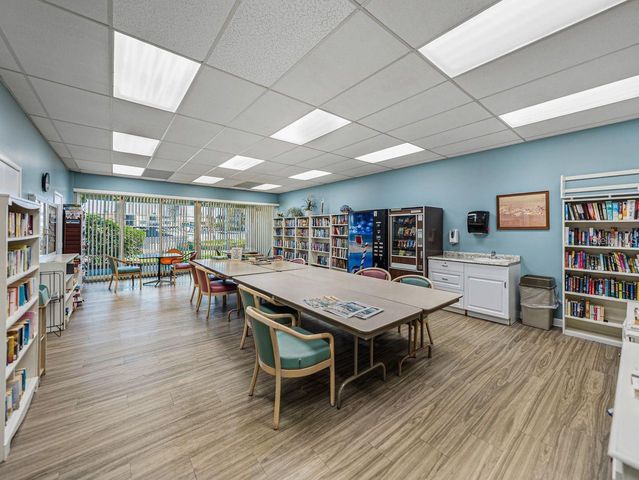 7625 SUN ISLAND DRIVE S 101, South Pasadena, FL 33707