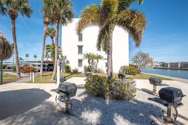 7625 SUN ISLAND DRIVE S 101, South Pasadena, FL 33707