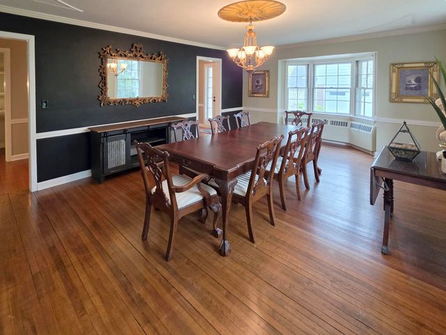 105 Parkwood Court, Bay City, MI 48708