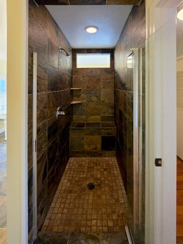 105 Parkwood Court, Bay City, MI 48708