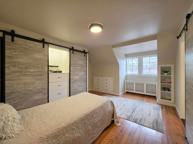 105 Parkwood Court, Bay City, MI 48708