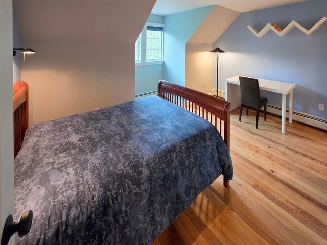 105 Parkwood Court, Bay City, MI 48708