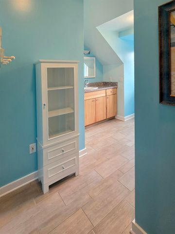 105 Parkwood Court, Bay City, MI 48708