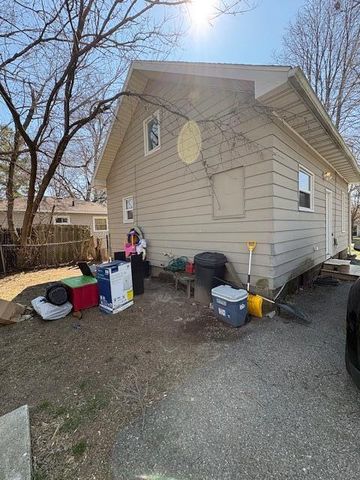 210 Dunlap Street, Lansing, MI 48910