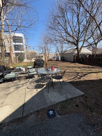 210 Dunlap Street, Lansing, MI 48910