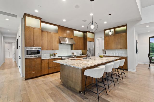 604 Brookhaven TRL, Austin, TX 78746