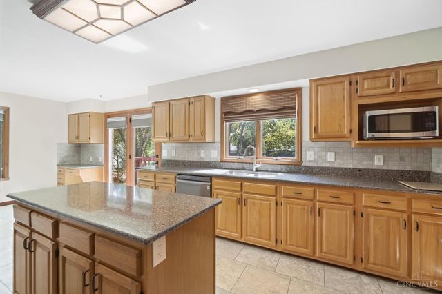 5343 Boomer Road, Green Twp, OH 45247