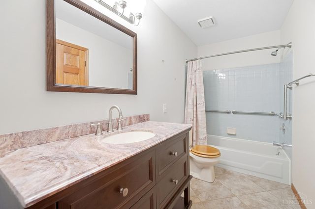 5343 Boomer Road, Green Twp, OH 45247