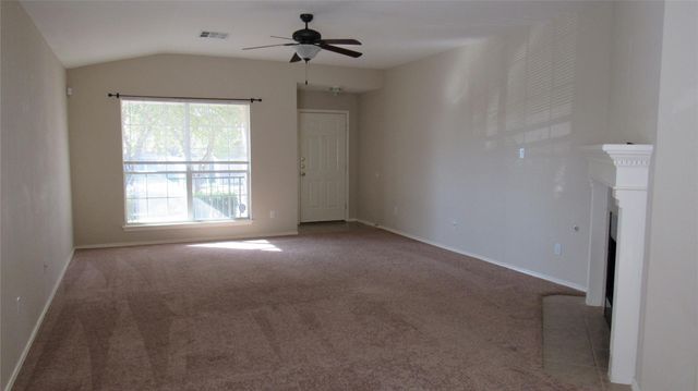 11124 Crazy Well DR, Austin, TX 78717