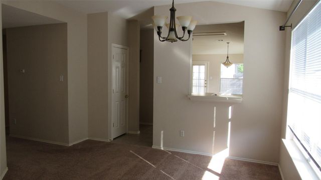 11124 Crazy Well DR, Austin, TX 78717