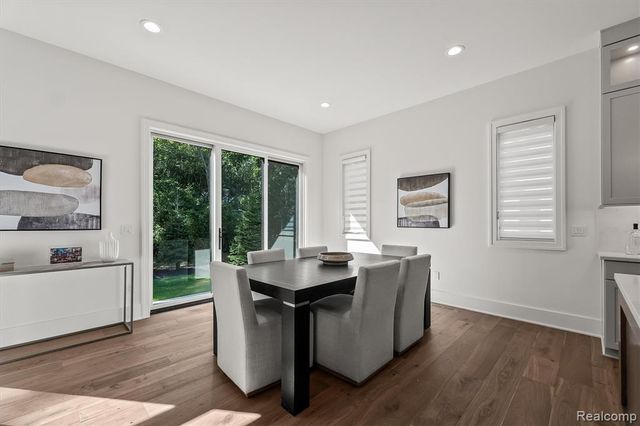 4182 Prescott Park Circle, West Bloomfield, MI 48323