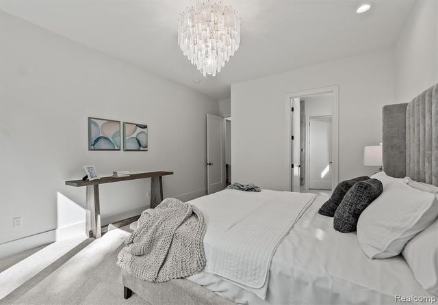 4182 Prescott Park Circle, West Bloomfield, MI 48323