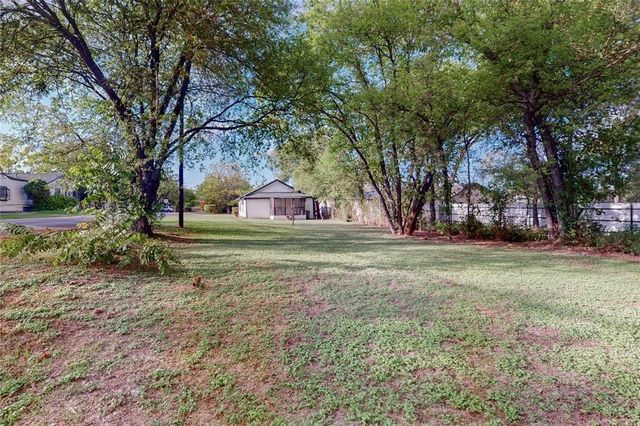 1600 Grinnell Street, Dallas, TX 75216