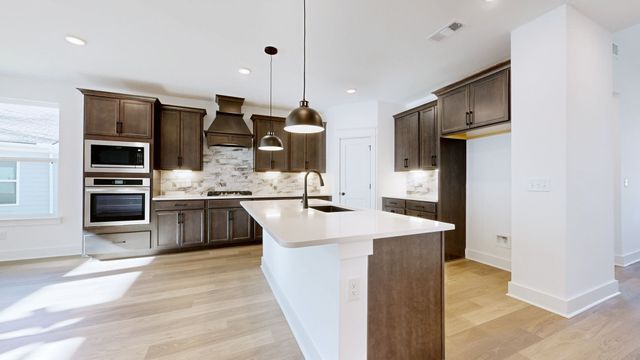 6003 Bloom St, Rockvale, TN 37153