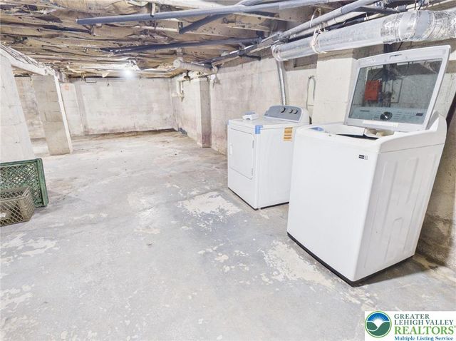 1208 Mattioli Road, Pocono Twp, PA 18321