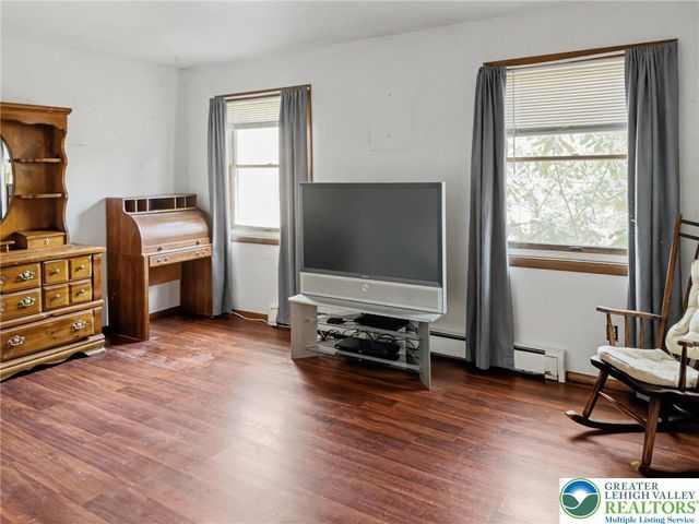 1208 Mattioli Road, Pocono Twp, PA 18321