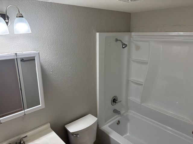 168 S 54th Street Apt B, Mesa, AZ 85206